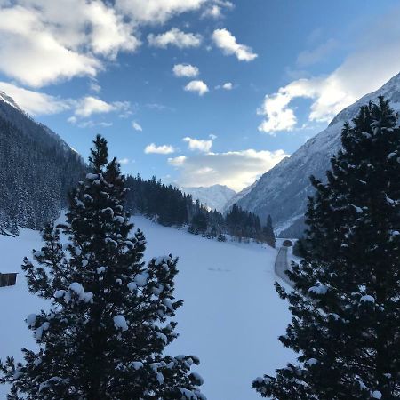 Appartements Dobler - S'Darhuam Sankt Leonhard im Pitztal Exterior foto