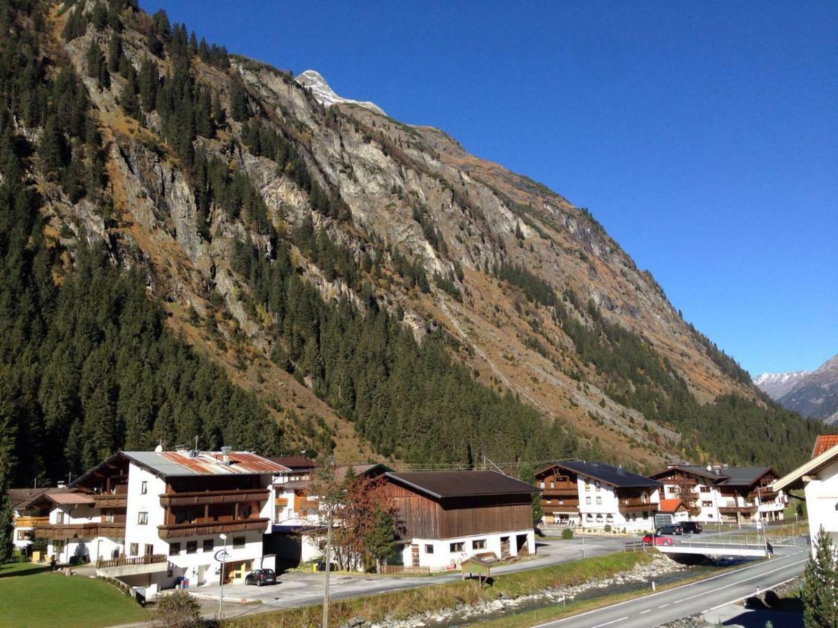 Appartements Dobler - S'Darhuam Sankt Leonhard im Pitztal Exterior foto