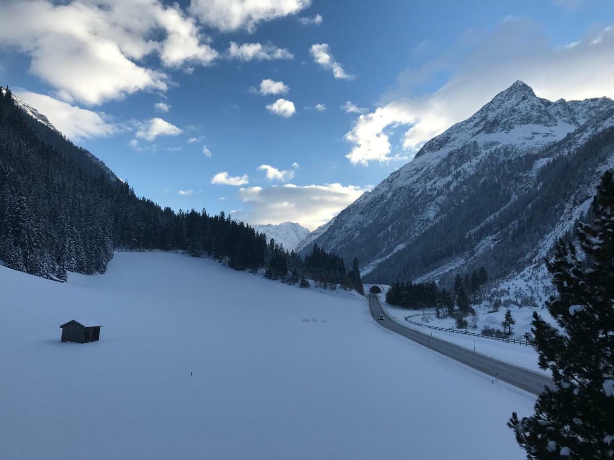 Appartements Dobler - S'Darhuam Sankt Leonhard im Pitztal Exterior foto