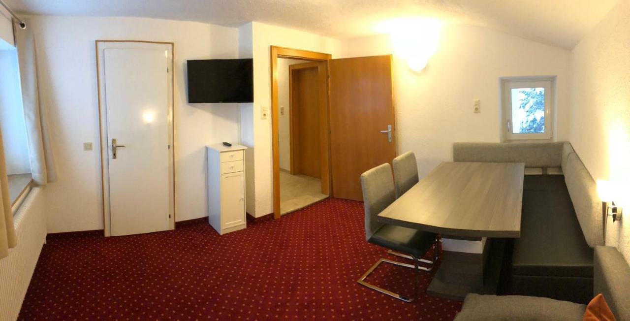 Appartements Dobler - S'Darhuam Sankt Leonhard im Pitztal Exterior foto