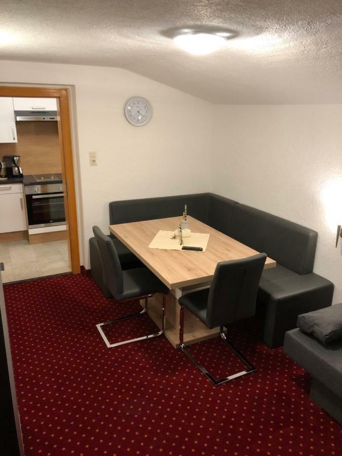 Appartements Dobler - S'Darhuam Sankt Leonhard im Pitztal Exterior foto